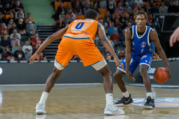 赛都是磨合 赛都是磨合